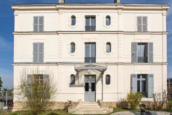 Le Studio Parisien بواسي سا لوجي المظهر الخارجي الصورة
